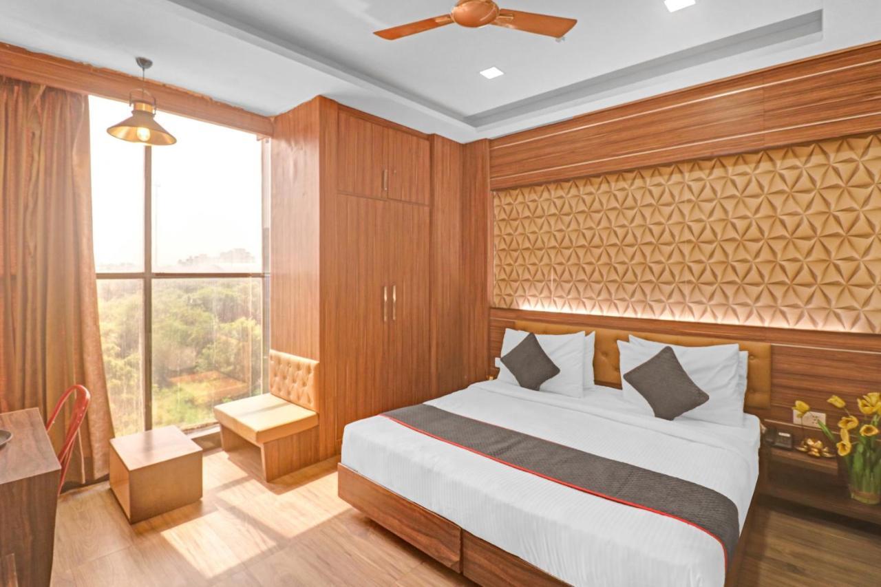 Townhouse 450 Dwarka Hotell Delhi  Exteriör bild