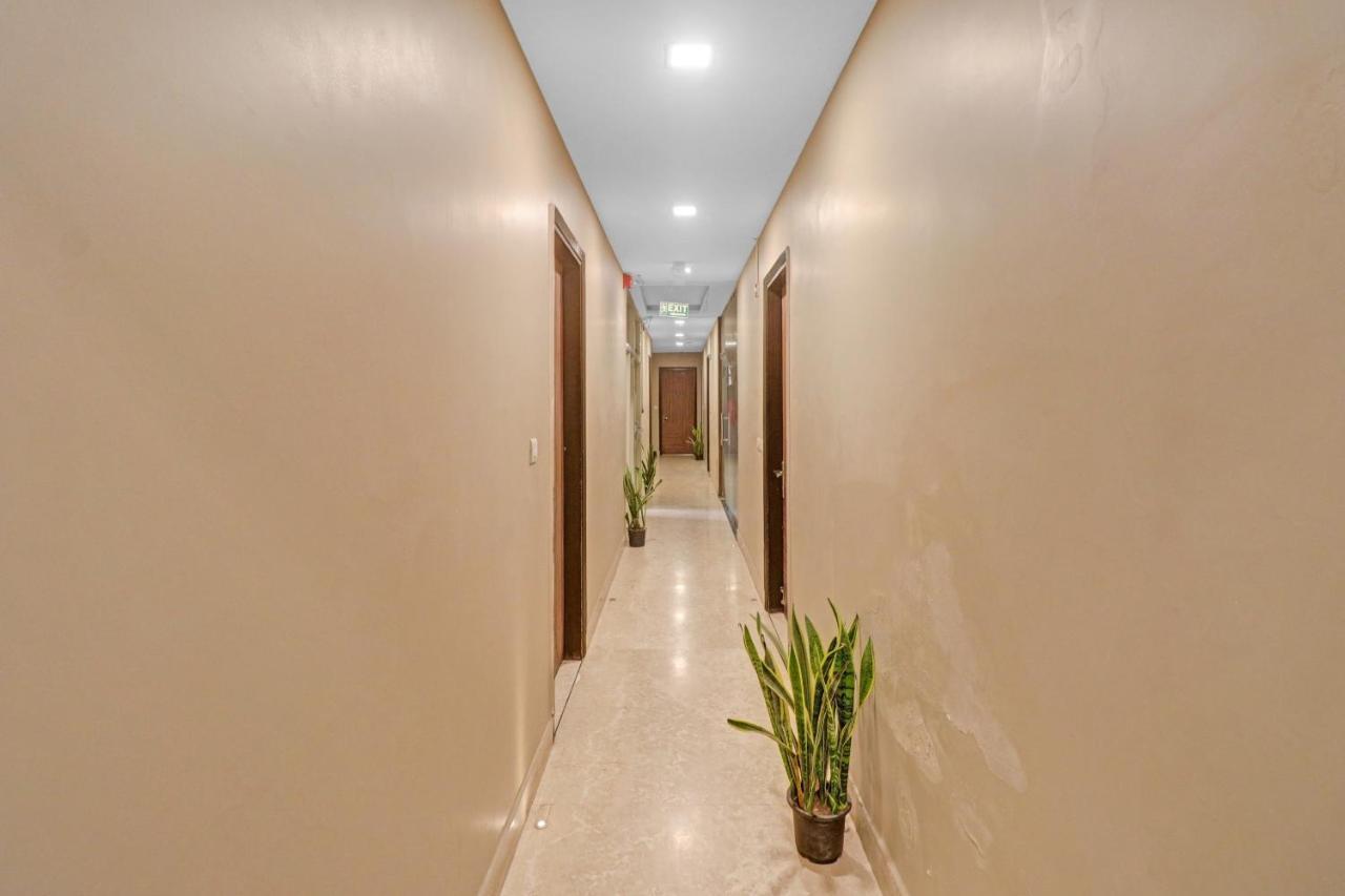 Townhouse 450 Dwarka Hotell Delhi  Exteriör bild