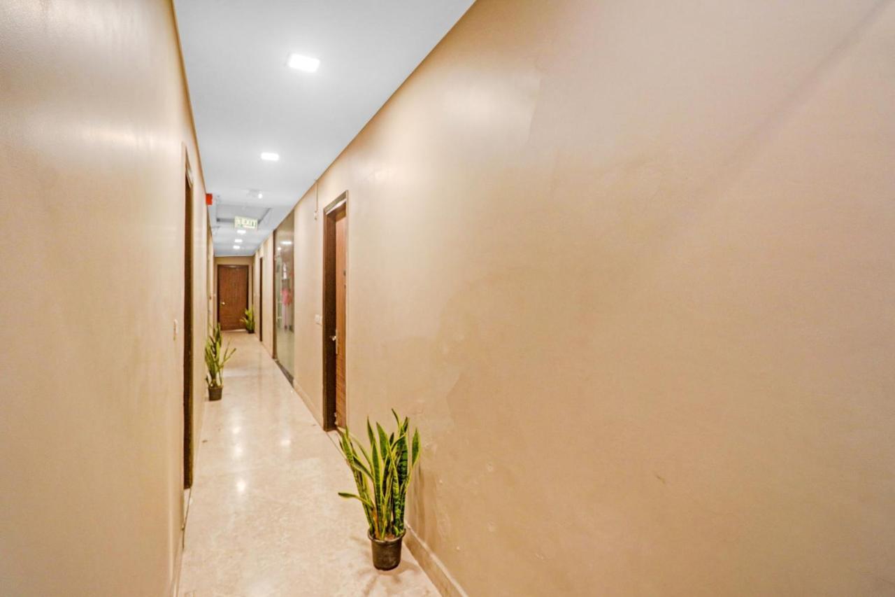 Townhouse 450 Dwarka Hotell Delhi  Exteriör bild