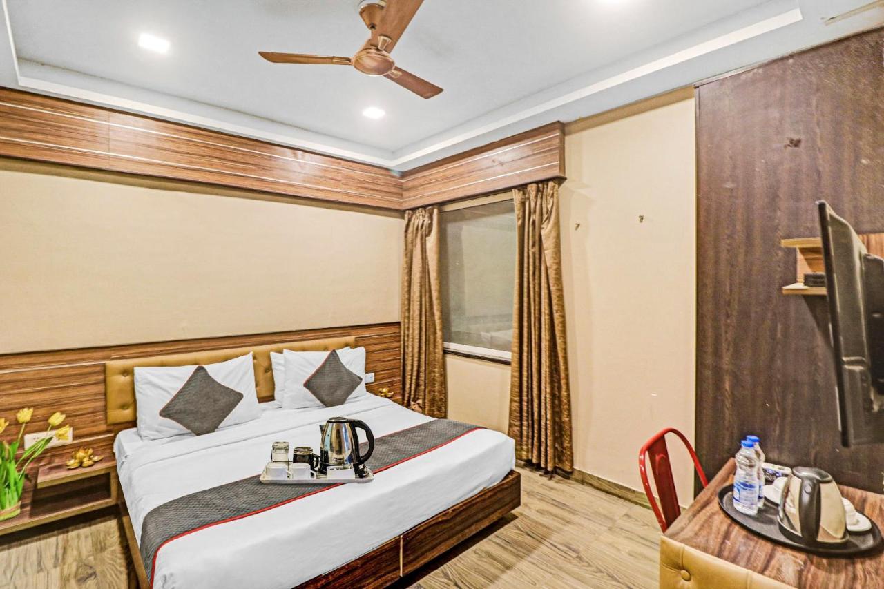 Townhouse 450 Dwarka Hotell Delhi  Exteriör bild