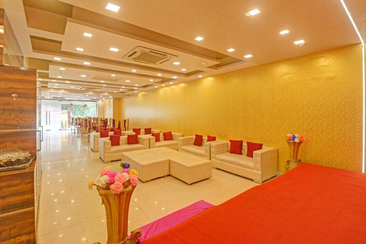 Townhouse 450 Dwarka Hotell Delhi  Exteriör bild