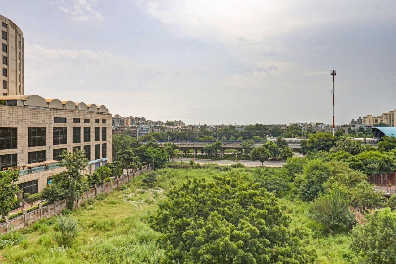 Townhouse 450 Dwarka Hotell Delhi  Exteriör bild